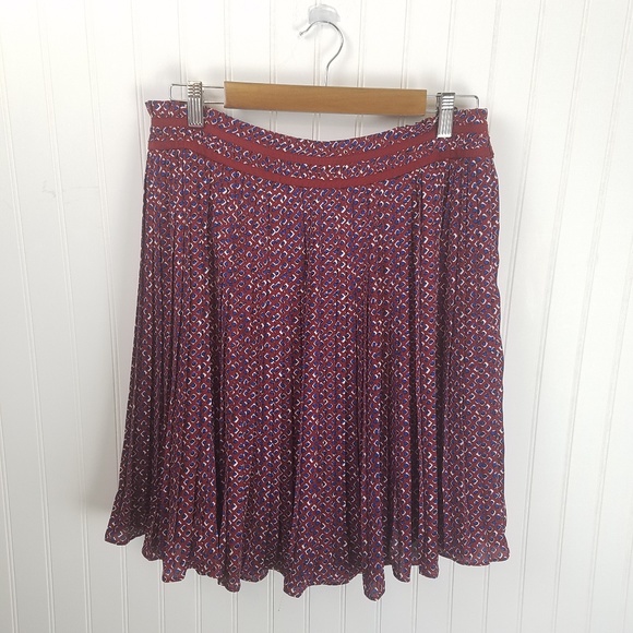 Banana Republic Burgandy & Blue Pleated Skirt - Picture 2 of 7